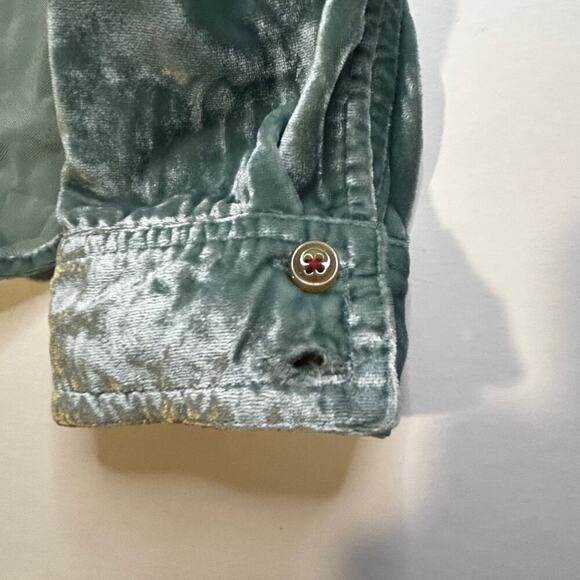 Pilcro Anthropolgie crushed velvet sea foam color button down shirt size 4 - Picture 7 of 14
